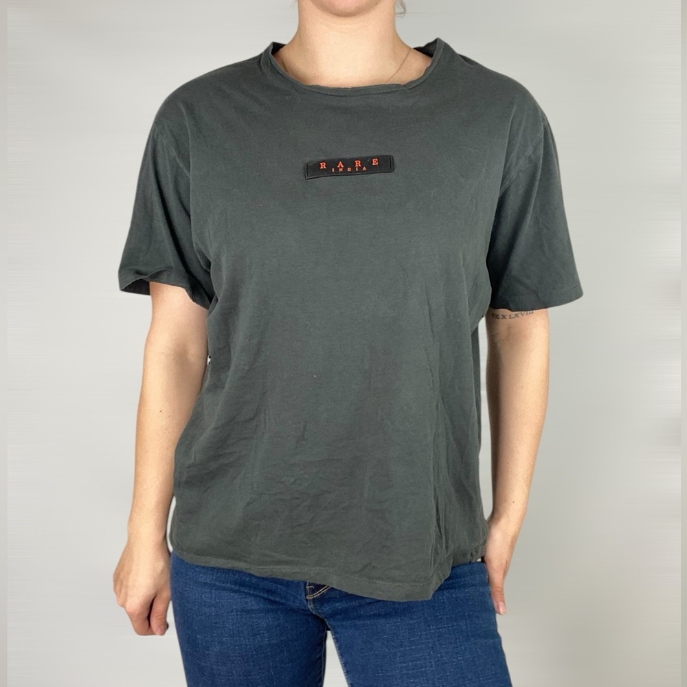 RARE RABBIT Round Neck T Shirt With Badge Rubber Green